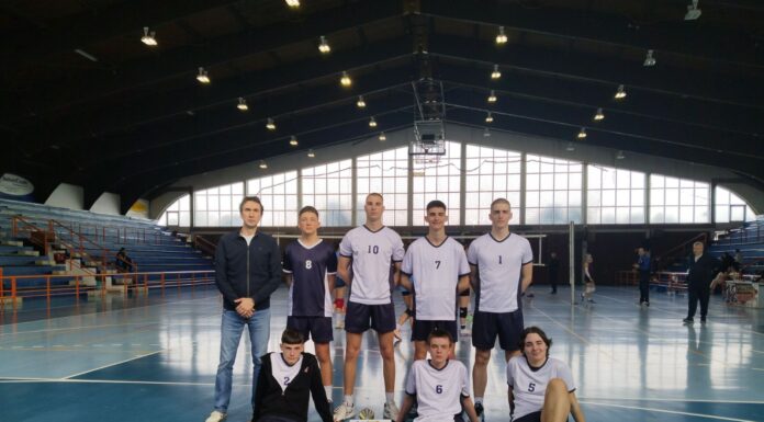 Tимски до првог места